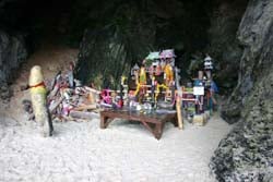 Phrnang Cave Shrine