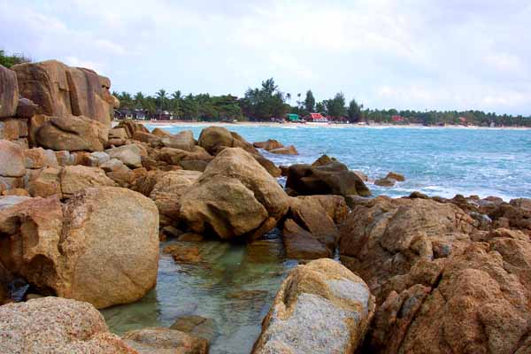 Some of the boulders near Chaweng Beach